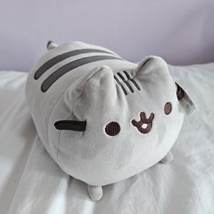 GUND Pusheen 11" Plushie NWT